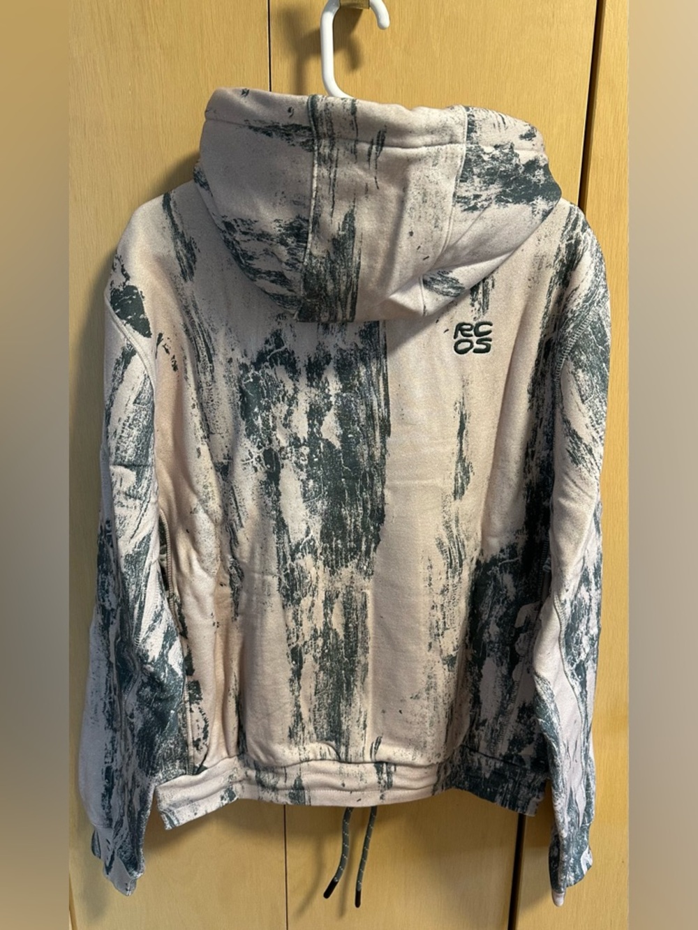 RC Outdoor Supply Stack Logo Camouflage Pullover Hoodie- NWT - Picture 8 of 13